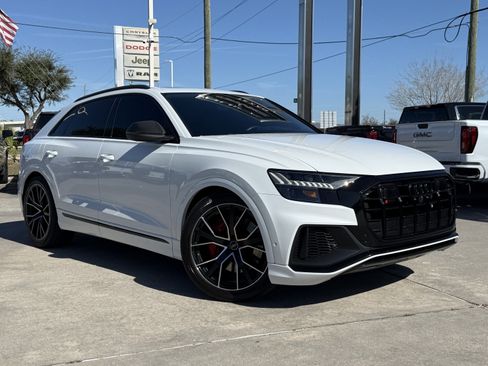 Used 2023 Audi SQ8 Prestige w/ Prestige Package image 2