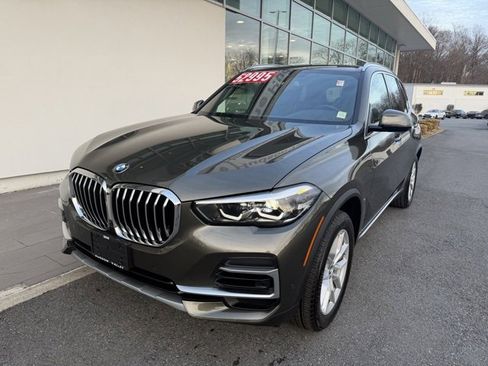 Certified 2023 BMW X5 xDrive40i w/ Premium Package image 3