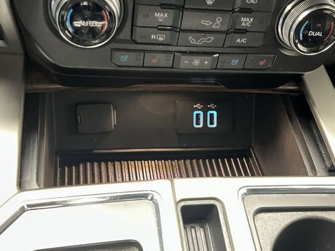 Used 2016 Ford F150 Lariat w/ Equipment Group 502A Luxury image 26