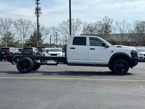New 2026 RAM 5500 Tradesman image 17