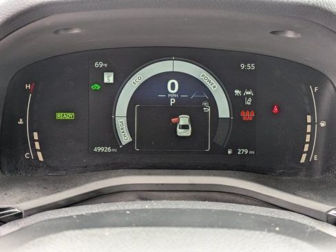 Used 2025 Toyota Camry LE w/ Convenience Package FWD image 24