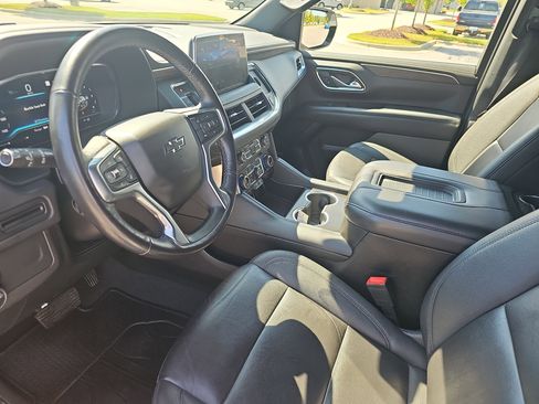 Used 2022 Chevrolet Tahoe Z71 w/ Luxury Package image 15