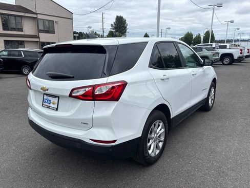 Used 2020 Chevrolet Equinox LS w/ LPO, Cargo Package AWD/4WD image 5