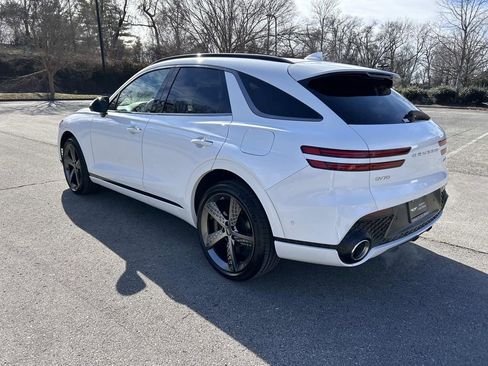 Used 2025 Genesis GV70 3.5T Sport w/ Sport Advanced Package AWD/4WD image 5