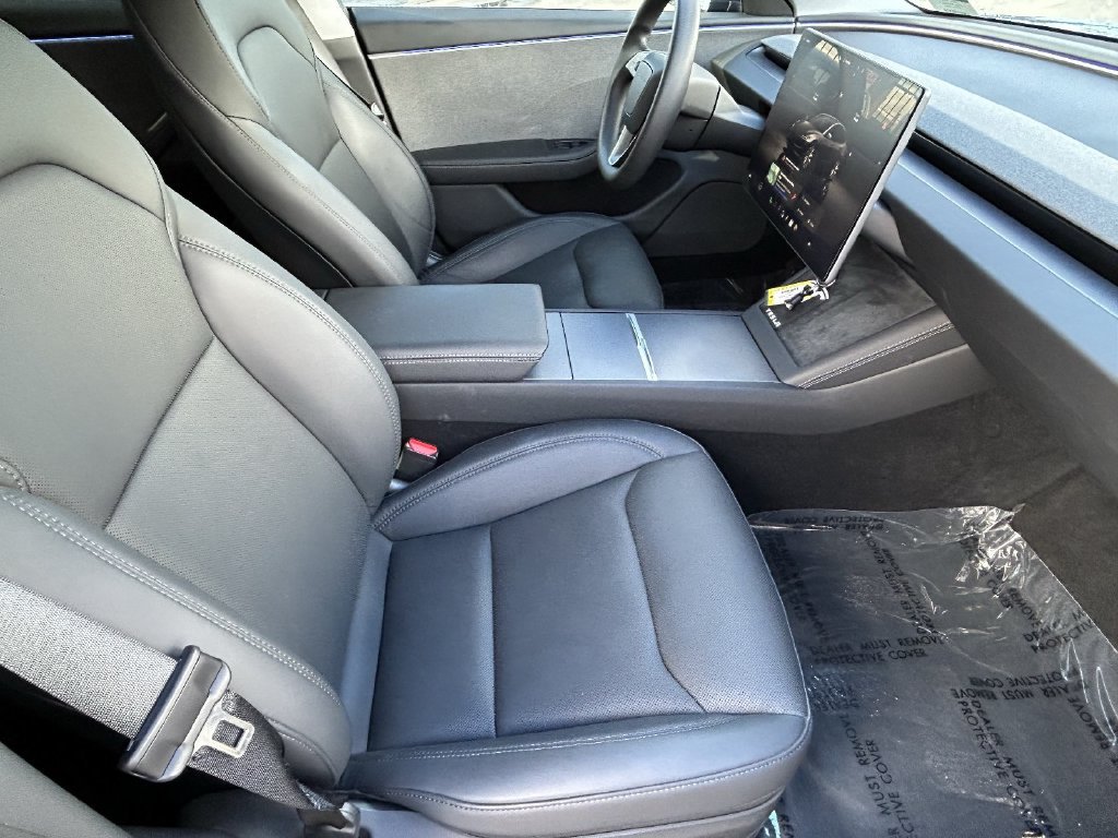 Used 2025 Tesla Model 3 Long Range RWD image 9
