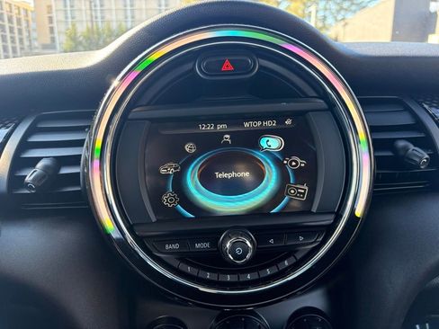 Used 2017 MINI Cooper S image 31