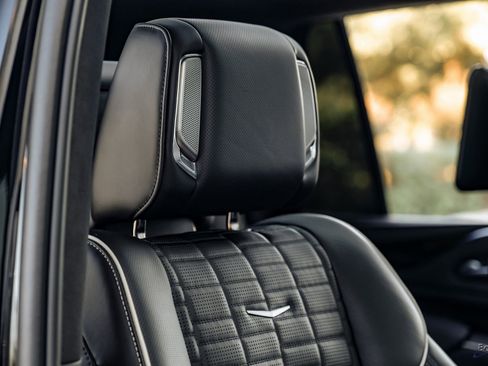 Used 2023 Cadillac Escalade V image 49