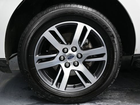 Used 2024 Ford Expedition Max Limited image 12