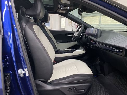 Used 2022 Kia EV6 GT-Line w/ GT-Line White Seat Package image 20