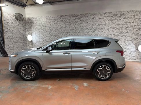 Certified 2023 Hyundai Santa Fe Limited FWD image 4