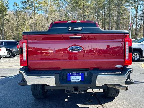 Used 2024 Ford F250 Lariat w/ Chrome Package image 15