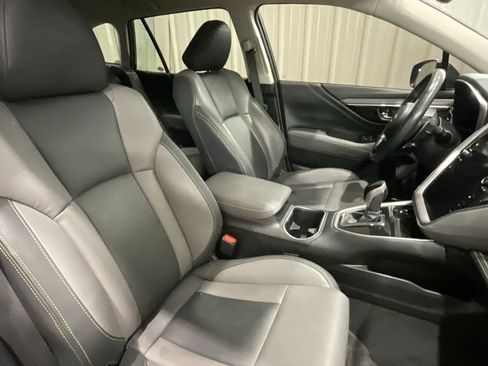 Used 2025 Subaru Outback Onyx Edition w/ Tech Package 2 image 13