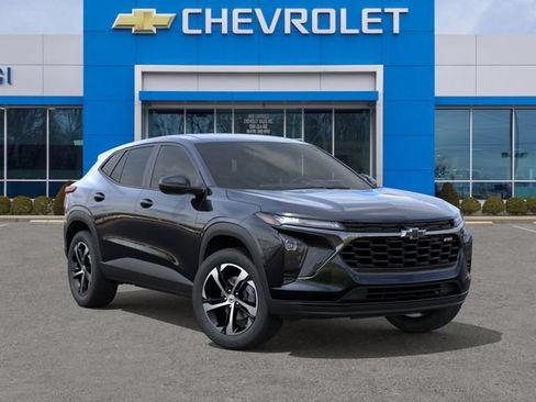 New 2026 Chevrolet Trax RS w/ Driver Confidence Package FWD image 7