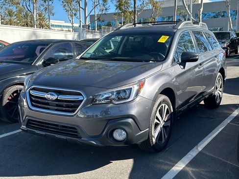 Used 2018 Subaru Outback 2.5i Limited w/ Popular Package #2 image 2