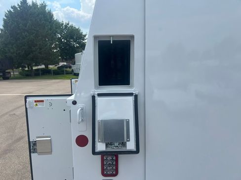New 2025 Chevrolet Express 3500 w/ Power Convenience Package RWD image 23