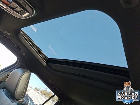 New 2026 Jeep Grand Cherokee Altitude image 8