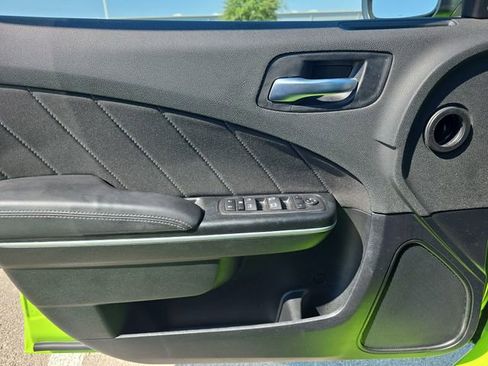 Used 2023 Dodge Charger Scat Pack w/ Harman/Kardon Audio Group image 25