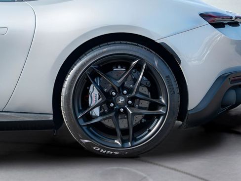 Used 2024 Ferrari Roma RWD image 10
