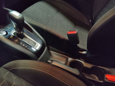 Used 2021 Nissan Kicks S FWD image 26