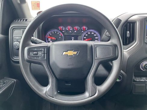 Used 2023 Chevrolet Silverado 1500 Custom image 11