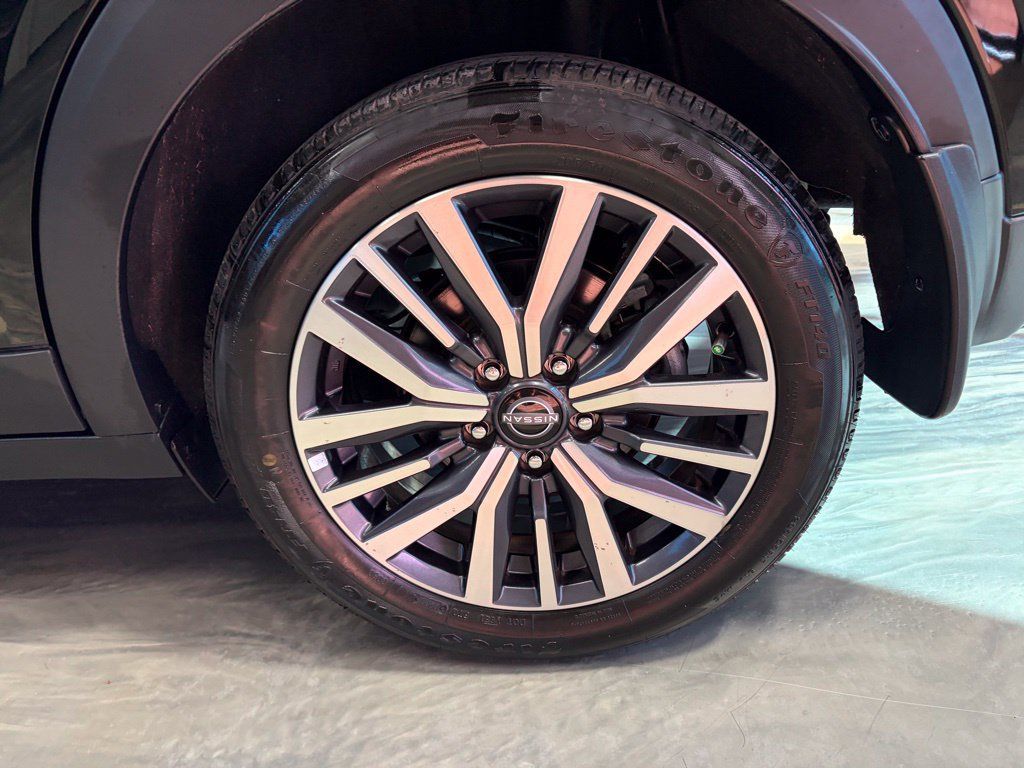 Used 2023 Nissan Kicks SR FWD image 21