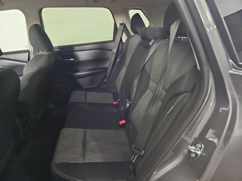 Used 2025 Nissan Rogue SV FWD image 20