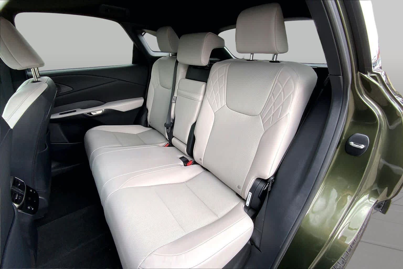 Used 2024 Lexus RX 350 Premium w/ Convenience Package AWD/4WD image 19