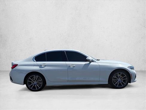 Used 2020 BMW 330i Sedan w/ Convenience Package RWD image 4