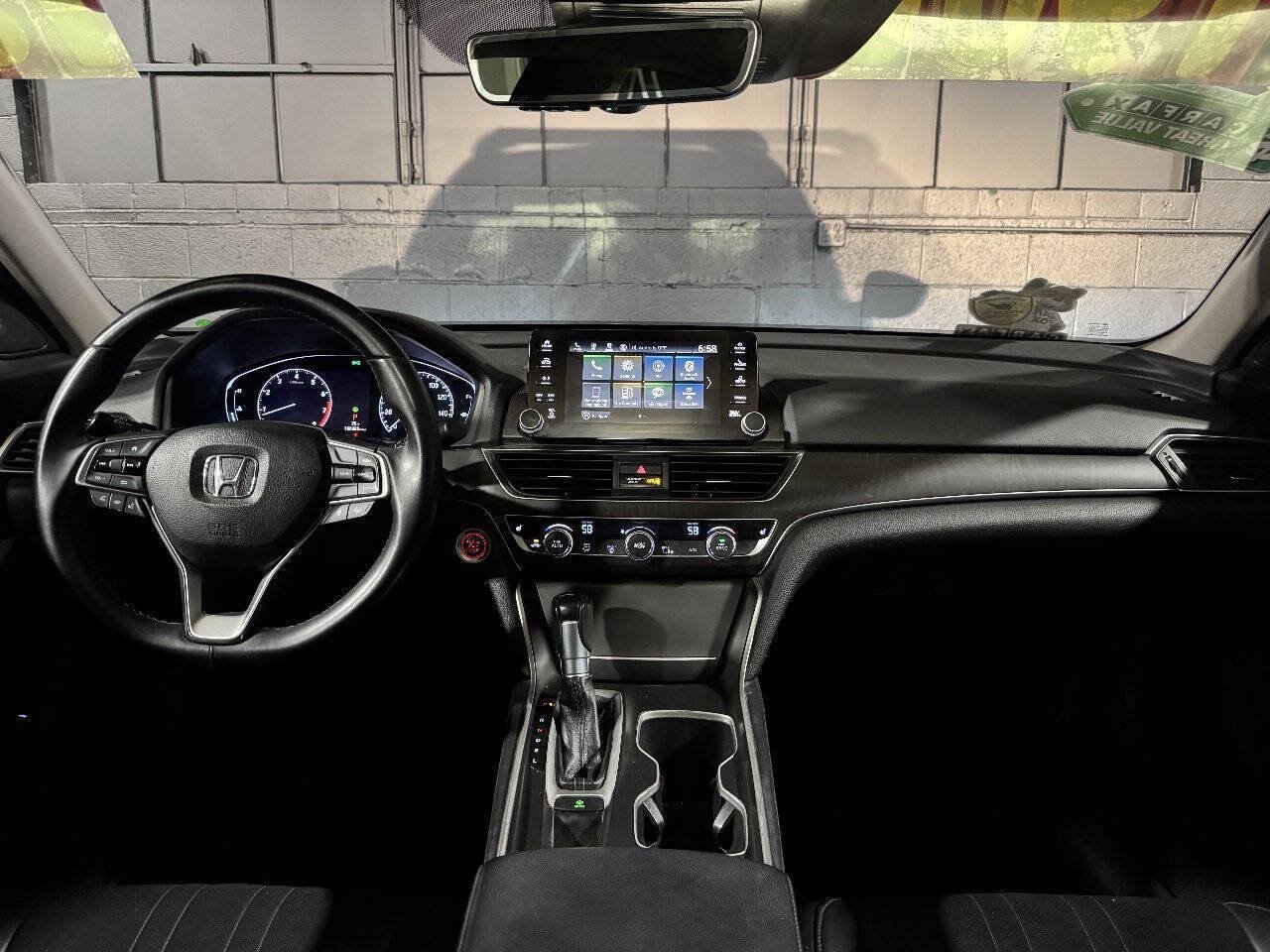 Used 2018 Honda Accord EX-L image 10
