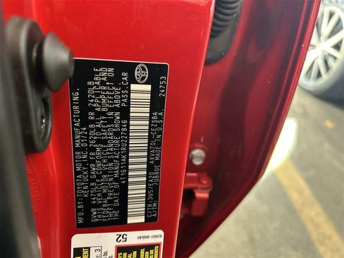 Used 2024 Toyota Camry SE image 32