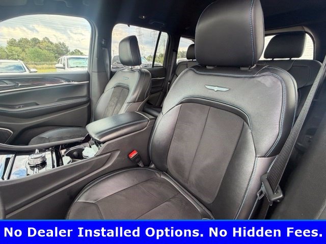 Used 2023 Jeep Grand Cherokee Trailhawk w/ Luxury Tech Group III AWD/4WD image 9
