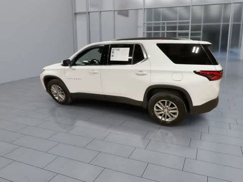 Used 2023 Chevrolet Traverse LT FWD image 6