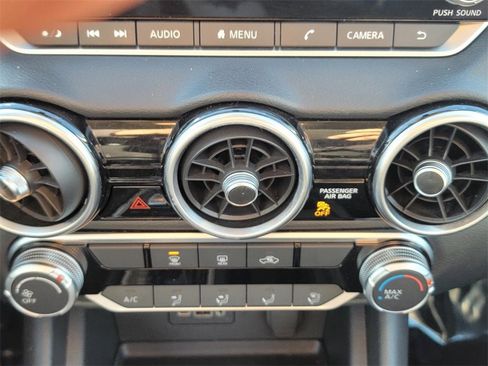 Certified 2022 Nissan Sentra SV image 20