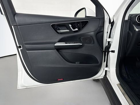 Certified 2025 Mercedes-Benz GLC 350e 4MATIC image 21