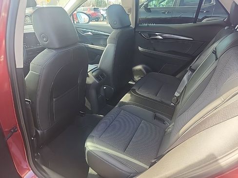 Used 2023 Buick Envision Preferred image 9