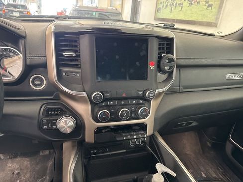 Used 2019 RAM 1500 Laramie w/ Sport Appearance Package image 19