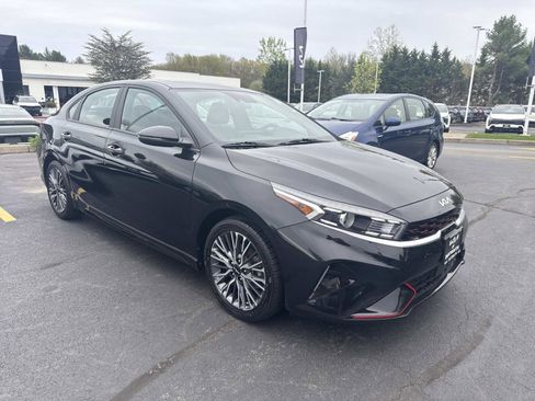 Used 2023 Kia Forte GT-Line w/ GT-Line Premium Package FWD image 10