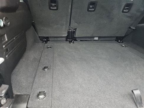 Used 2025 Jeep Wrangler Unlimited Sport AWD/4WD image 8