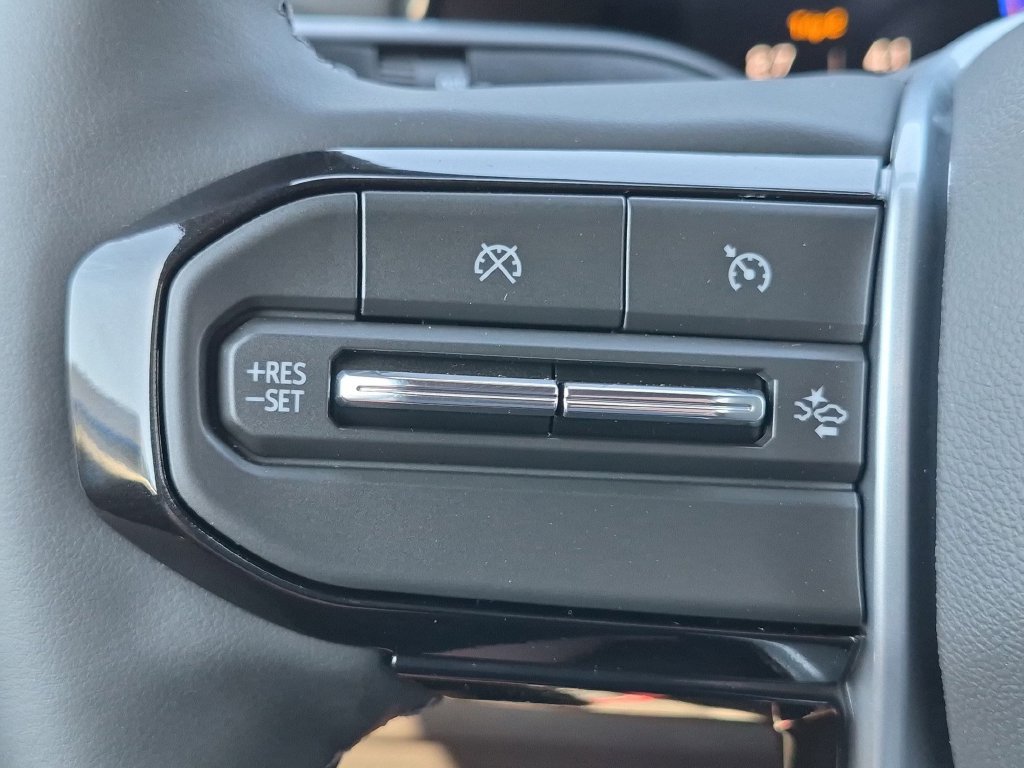 New 2026 Chevrolet Colorado LT w/ LT Convenience Package AWD/4WD image 17