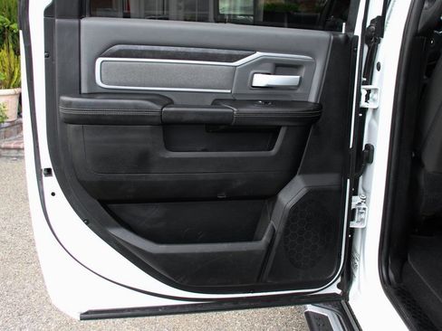 Used 2021 RAM 3500 Big Horn AWD/4WD image 34