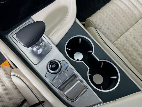 Certified 2026 Genesis G70 2.5T Prestige image 15