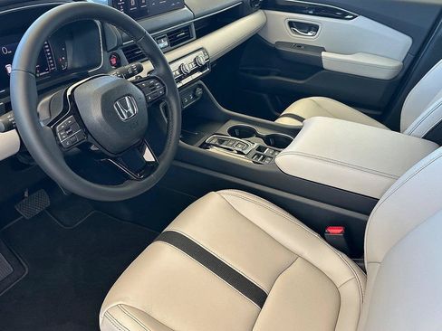 New 2026 Honda Pilot EX-L image 9