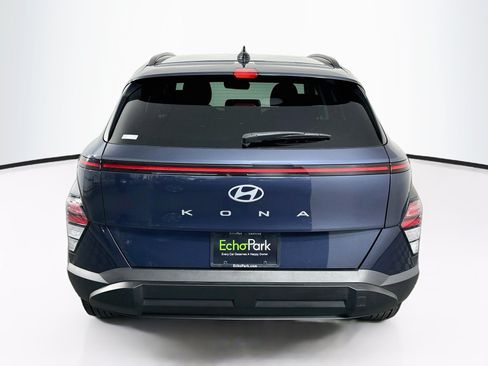 Used 2025 Hyundai Kona SEL FWD image 7