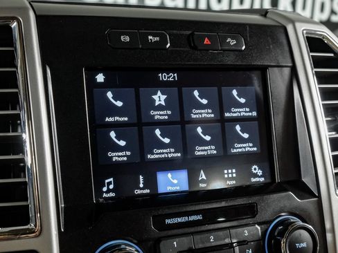 Used 2017 Ford F250 Lariat w/ Lariat Ultimate Package AWD/4WD image 27