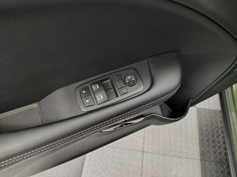 Used 2022 Dodge Challenger SRT Hellcat image 22