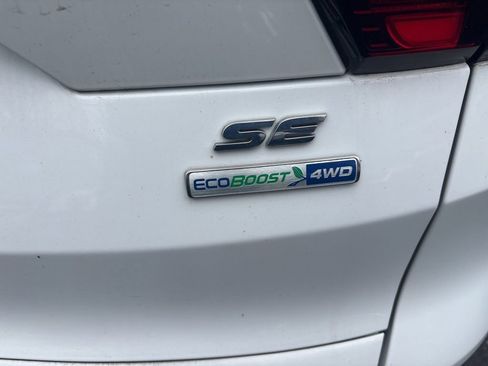 Used 2019 Ford Escape SE AWD/4WD image 5