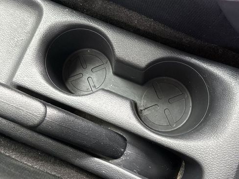 Used 2021 Nissan Kicks S image 30