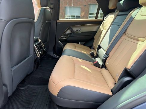 Used 2025 Land Rover Range Rover Sport Dynamic SE AWD/4WD image 28
