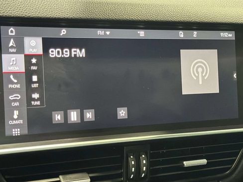 Used 2019 Porsche Cayenne AWD/4WD image 27
