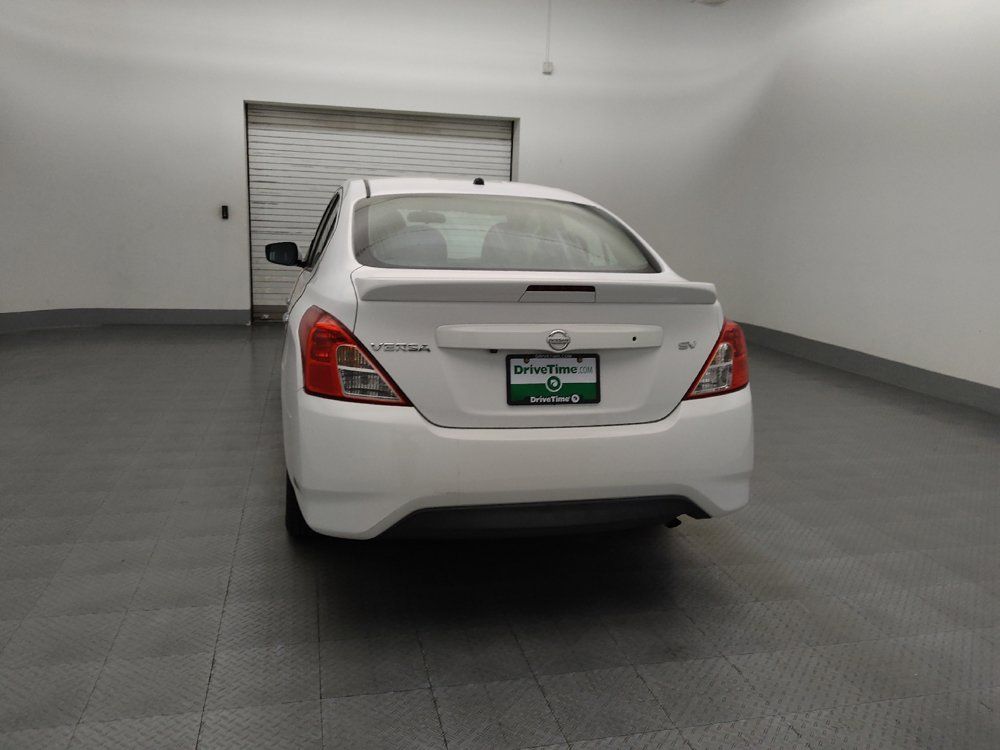 Used 2019 Nissan Versa SV FWD image 6